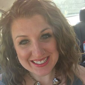 Meet your Posher, Melisa